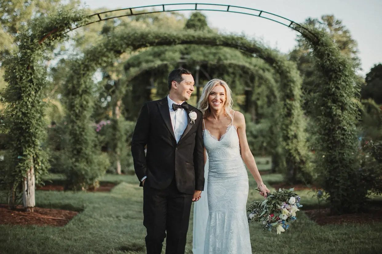 Pond House Cafe Wedding in Connecticut